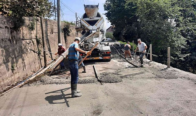 Kandilli'de iki ayrı mahallede beton yol yapıldı