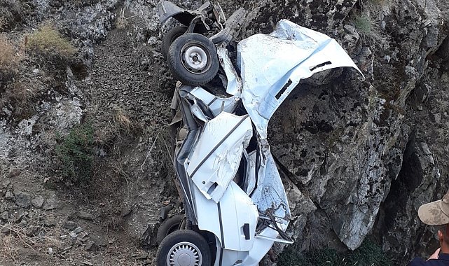 Kayıp gencin cansız bedeni uçuruma yuvarlanmış otomobilde bulundu