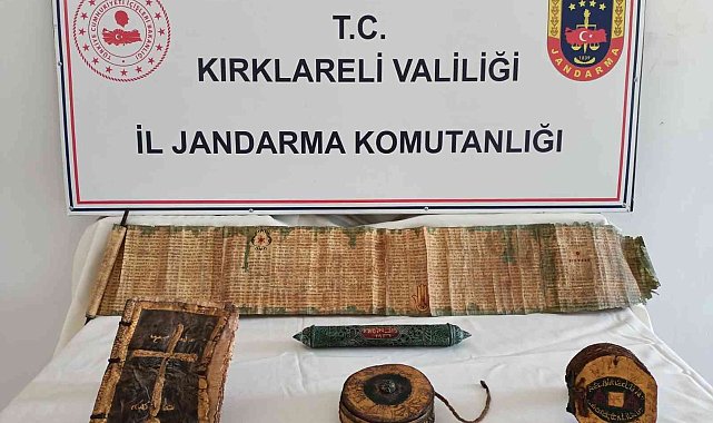 Kırklareli'de Hristiyanlığın erken dönemine ait İncil ve Tevrat bulundu