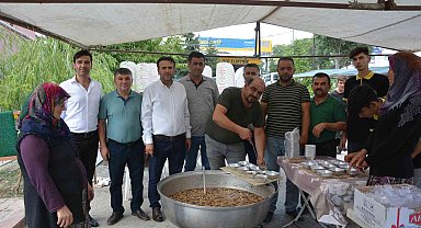 Korkuteli'de aşure dağıtımı