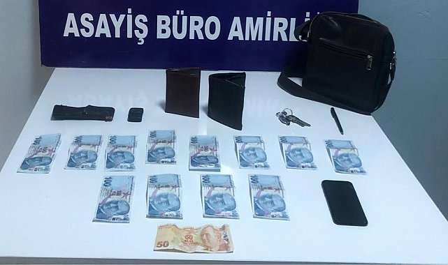 Korona olduklarını söyleyip sahte paralarla kuryeleri dolandırmışlar