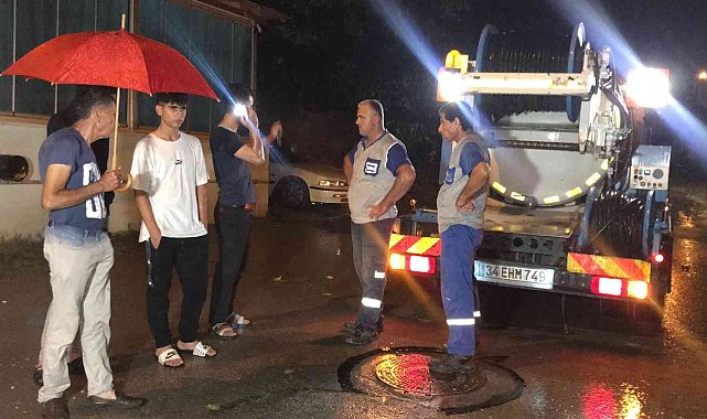 Kötü koku ekipleri harekete geçirdi, kanalizasyonda tıkanma olduğu ortaya çıktı