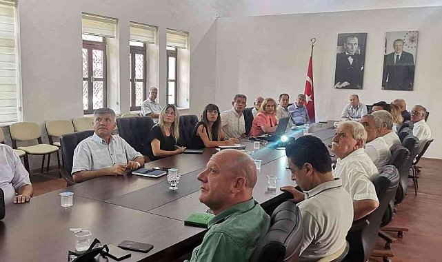 Köyceğiz'de Halk Eğitim faaliyetleri görüşüldü