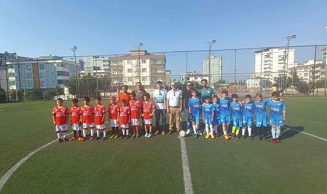 Küçük adamlar futbol turnuvası başladı