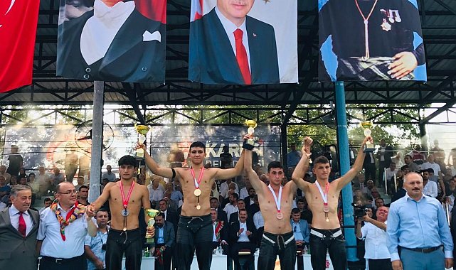 Kurtdereli Er Meydanı'ndan altın madalyayla döndü