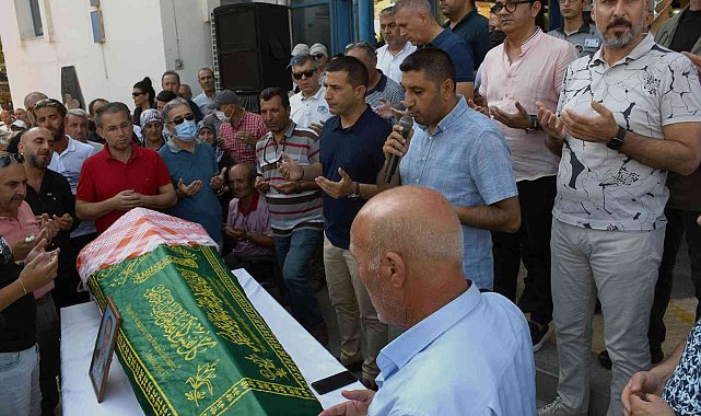 Kuşadası Belediyesi Balsak'ı son yolculuğuna uğurladı