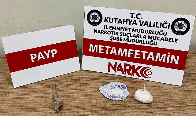 Kütahya'da iki kişinin üzerinde uyuşturucu çıktı