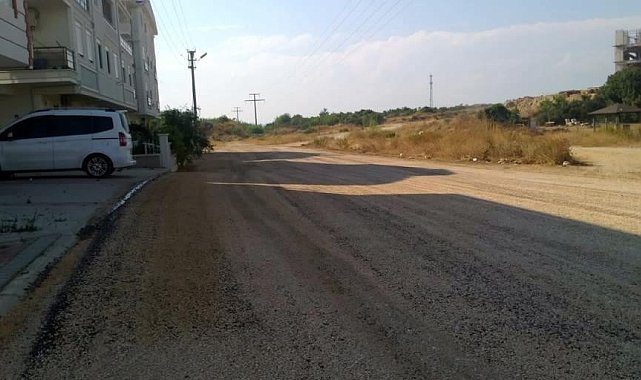 Manavgat Belediyesi asfaltlama çalışmalarını hızlandırdı