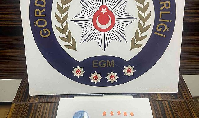 Manisa'da uyuşturucu operasyonu: 3 gözaltı