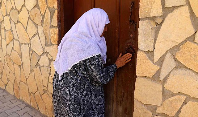 Misafiri "Kapı tokmağı" sesinden tanıyorlar