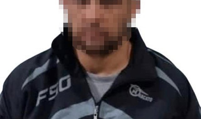 Motosikletle uyuşturucu taşıyan zanlılar polise yakalandı