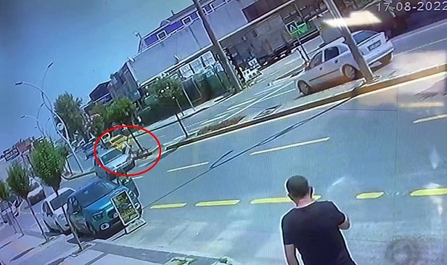 Otomobiliyle bisikletliye çarptı, kazanın şokunu atamadı