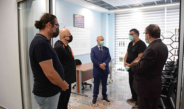 Rektör Sözbir Geleneksel ve Tamamlayıcı Tıp Merkezi'ni inceledi