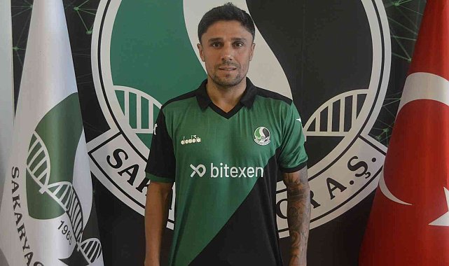 Sakaryaspor, Hüsamettin Tut ile 1 yıllık sözleşme imzaladı