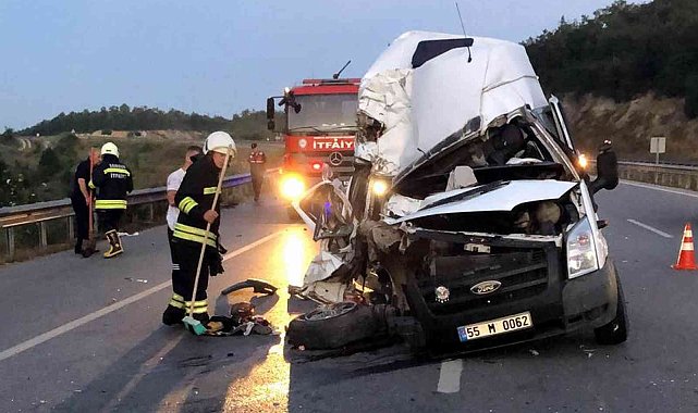 Samsun'da minibüs tırla çarpıştı: 1 ölü