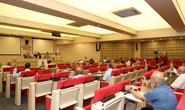 Şehzadeler Belediye Meclisi gündemindeki 17 maddeyi karara bağladı