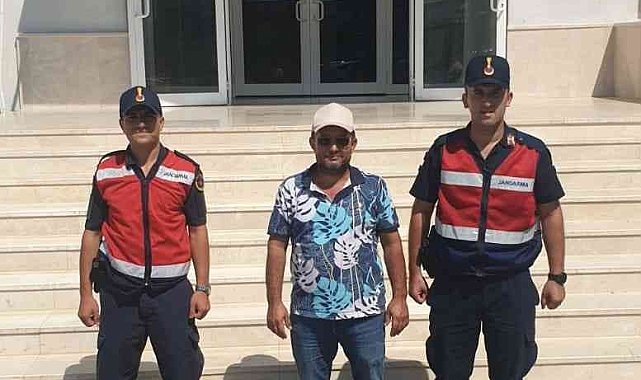 Seradan kablo çaldı, jandarmadan kaçamadı