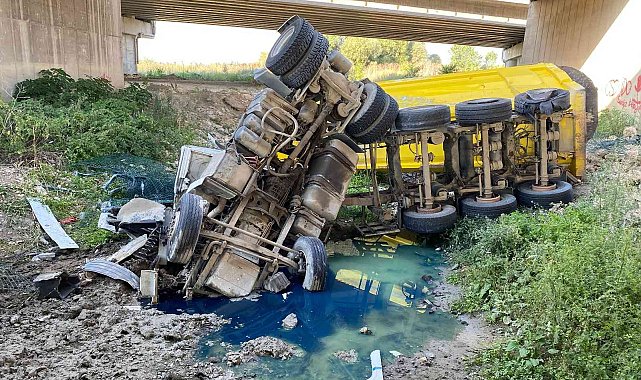 Silivri'de kamyon viyadükten aşağı uçtu: 1 yaralı