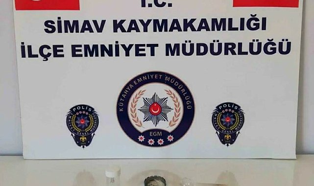 Simav'da şüpheli şahsın üzerinden uyuşturucu çıktı