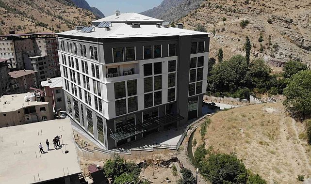 Şırnak'ta 50 milyon maliyetle yapımı devam eden hastanede sona yaklaşıldı