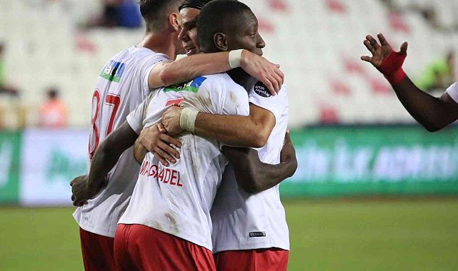 Sivasspor'da Max Gradel 2. golünü attı