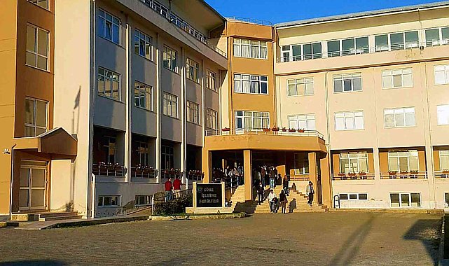 Söke İşletme Fakültesi'ne 493 yeni öğrenci geliyor