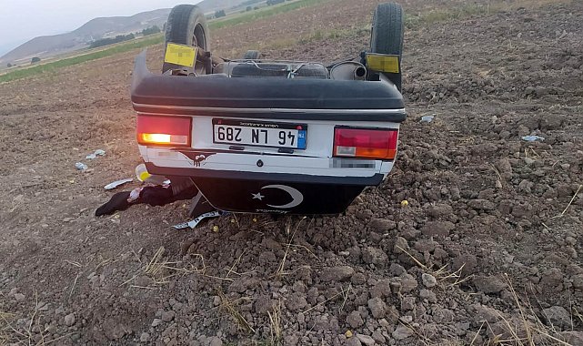 Takla atan otomobildeki 2'si çocuk 5 kişi yaralandı