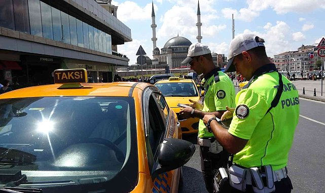 Taksim'de ticari taksi denetiminde ceza yağdı