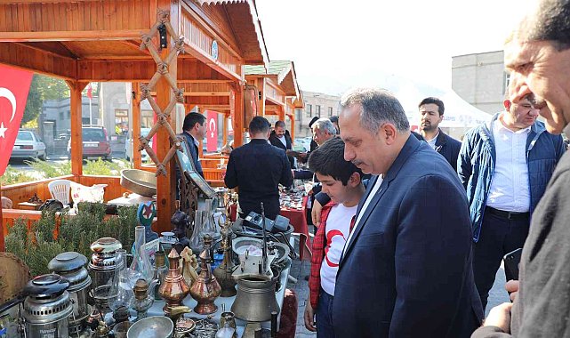 Talas'ın vazgeçilmezi 'Antika Pazarı' hız kesmeden devam