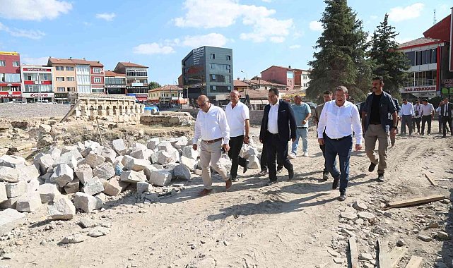 Tarihi Roma Hamamı'nda çevre düzenlemesi sürüyor
