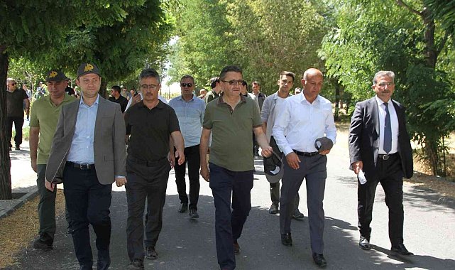 Tarım ve Orman Bakan Yardımcısı Veysel Tiryaki Malazgirt'te