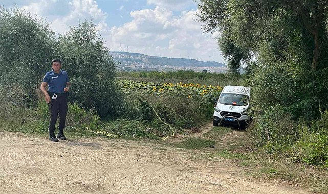 Tarlasını sulamak isteyen çiftçi ağaçların arasında erkek cesedi buldu