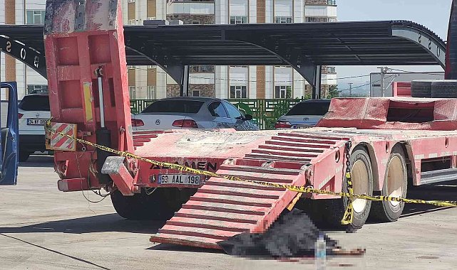 Tırın yükleme rampasının altında kalan işçi öldü