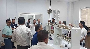 Tohum laboratuvarı üreticilere tanıtıldı