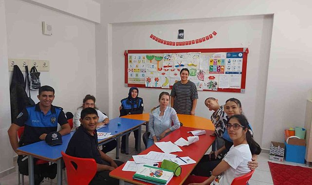 Toplum destekli polislerden anlamlı ziyaret
