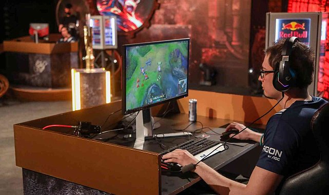 Türkiye'nin en iyi düellocusu Red Bull Solo Q finalinde belli oluyor