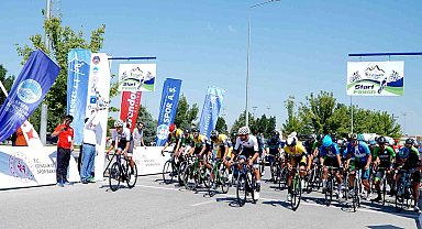 Uluslararası Bisiklet Yarışması Tomarza'da start aldı