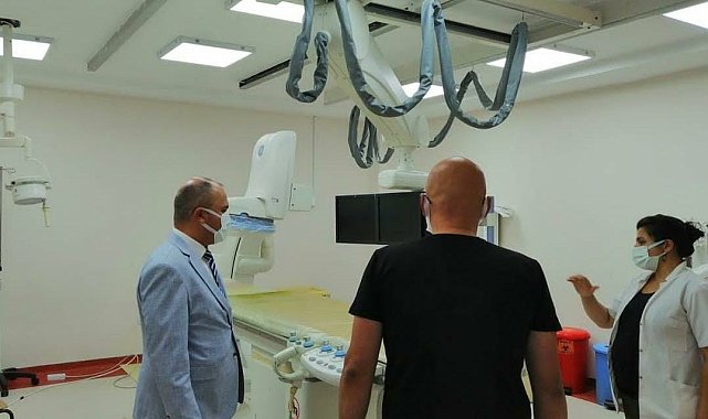 Uşak Sağlık Müdürü, araştırma hastanesinde incelemelerde bulundu