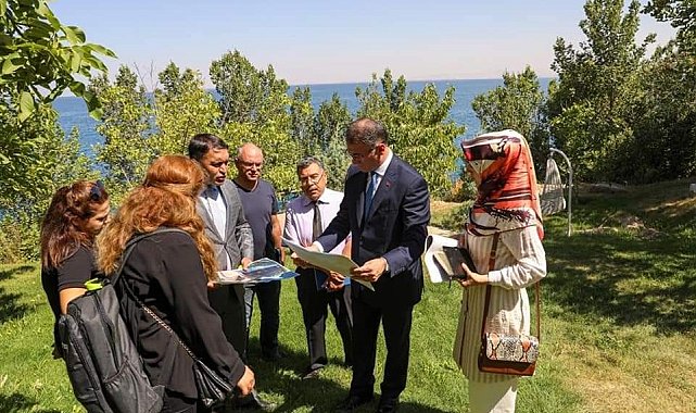 Vali Balcı, yazlık konutunu engelliler için yaşam merkezine dönüştürüyor
