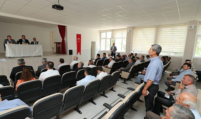 Vali Masatlı Hamamözü'nde muhtarlarla toplantı yaptı