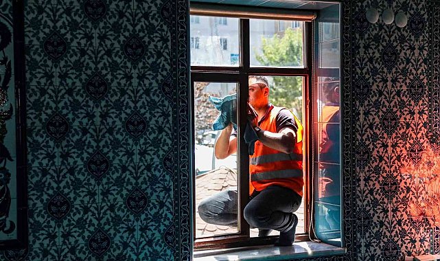 Van Büyükşehir Belediyesi ile camiler tertemiz