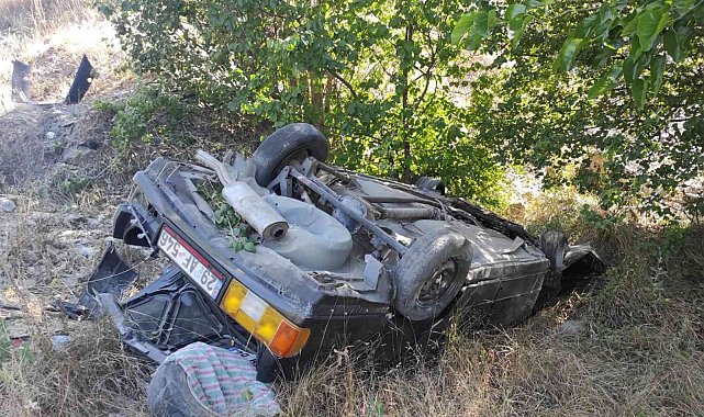 Virajı alamayan otomobil tali yola savruldu: 3 yaralı