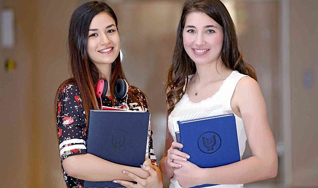 Yaşar Üniversitesi en çok tercih edilen vakıf üniversitelerden biri oldu