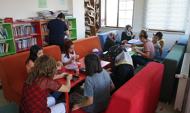 Yeşilyurtlu kadınlar, sanatsal eserler üretiyor