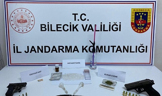 Zehir tacirliği yapan iki şahıs gözaltına alındı