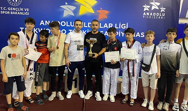 Zonguldak Taekwondo'da Türkiye şampiyonu oldu