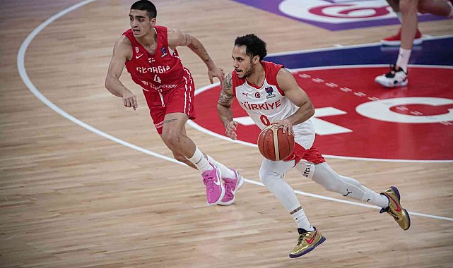 A Milli Erkek Basketbol Takımı, iki uzatmaya giden maçta Gürcistan'a yenildi