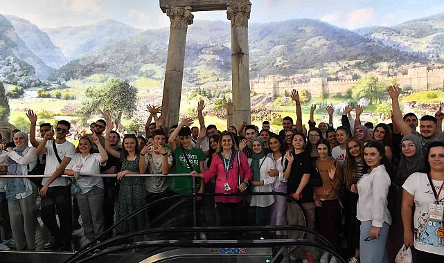 Balkanlar'dan gelen öğrencilerin fetih yolculuğu