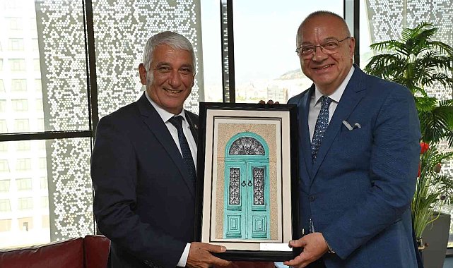 Başkan Ergün Güzelyurt Belediye Başkanı Özçınar'ı konuk etti