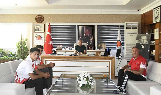 Başkan Toplaloğlu, milli sporcu Şen'i ağırladı